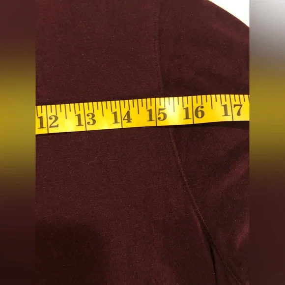 Rock & Republic, XL, 100% rayon plum light shimmer with deep front scoop - Picture 12 of 12